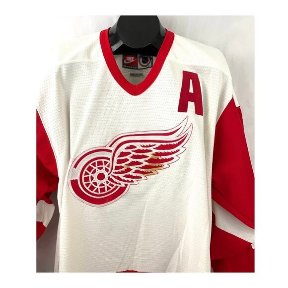 NHL Detroit Red Wings Brendan Shanahan #14 Nike Authentic Jersey MEDIUM 48 90s - Picture 9 of 15